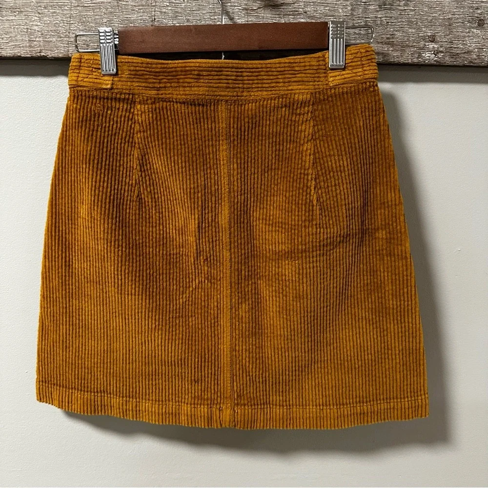 Madewell Corduroy A-Line Mini Skirt: Patch Pocket Edition - Picture 7 of 12